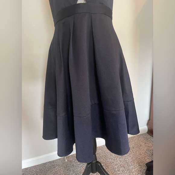 Lumier by Bariano formal navy blue knee length dress size medium - Picture 4 of 13